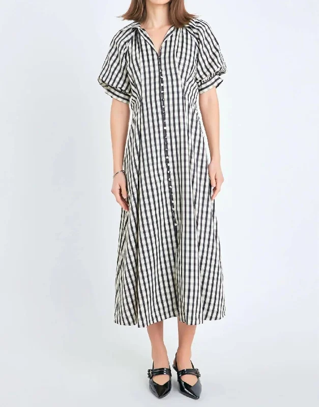 simple yet stylish midi dressesGingham Check Midi Dress In Black/white