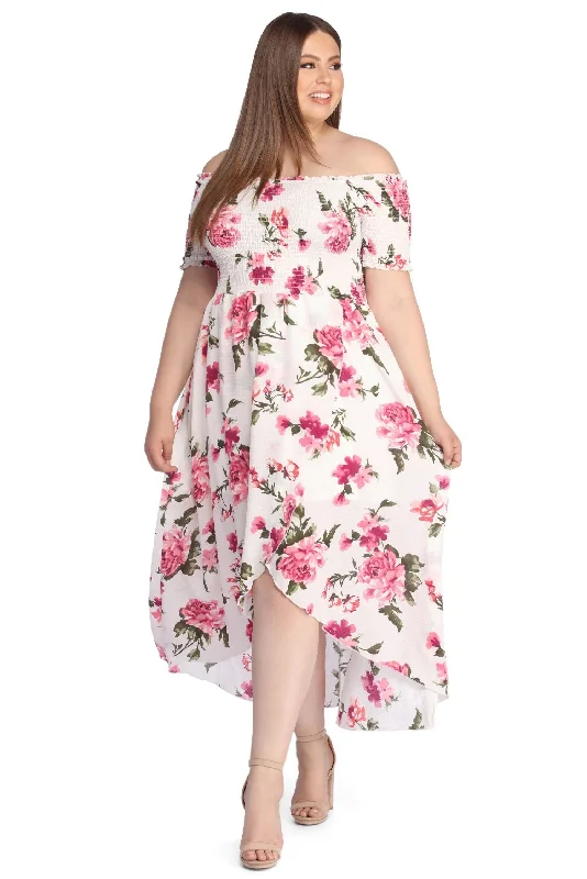 maxi dresses for date nightsPlus Flowy Floral Maxi Dress