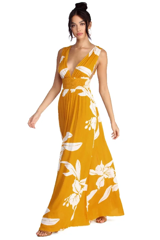 maxi dresses for mother of the brideTake The Plunge Floral Maxi Dress