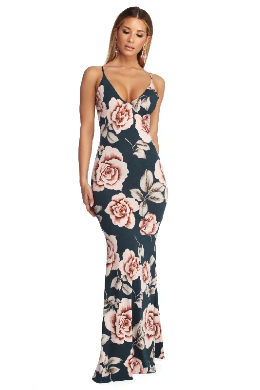 maxi dresses for outdoor weddingsLaced In Floral Maxi Dress