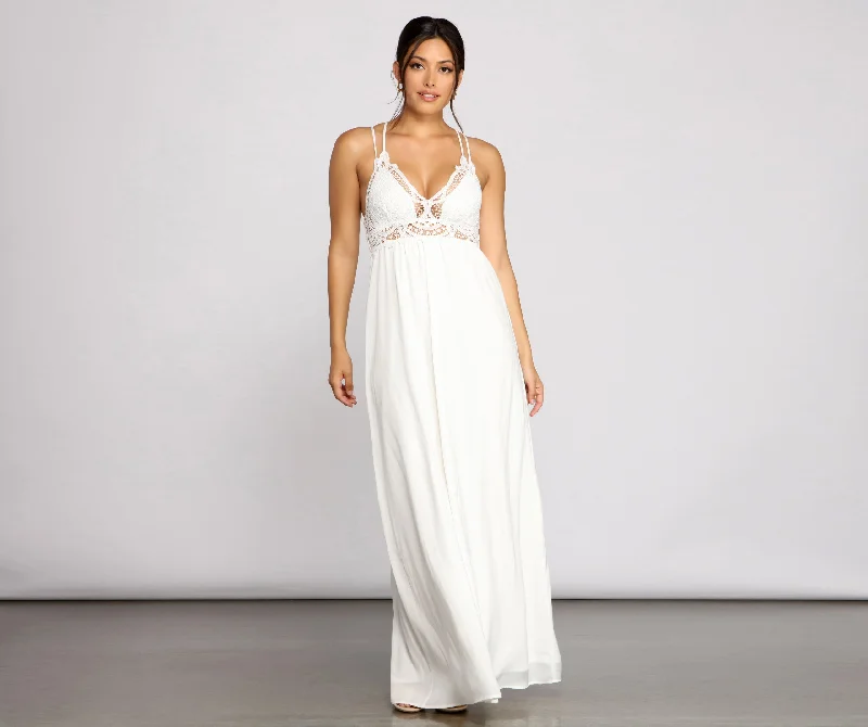 maxi dresses with thigh-high slitsEffortless Flowy Woven Maxi Dress