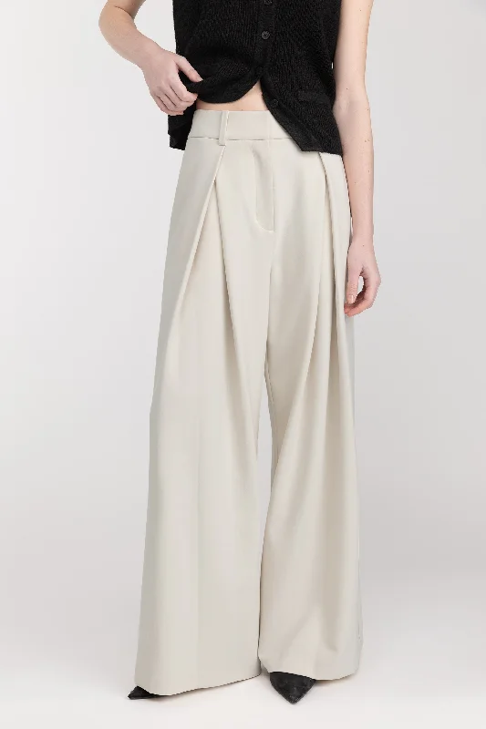 women's low-rise pantsWIDE LEG PANT WITH FRONT PLEAT