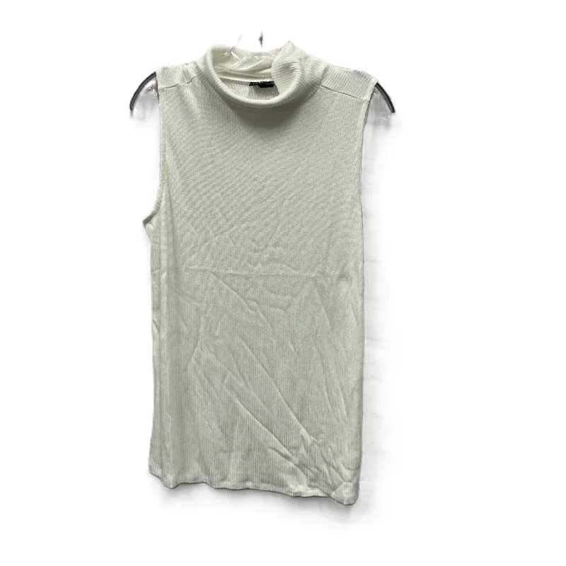 Top Sleeveless By Torrid In Cream, Size: 2x